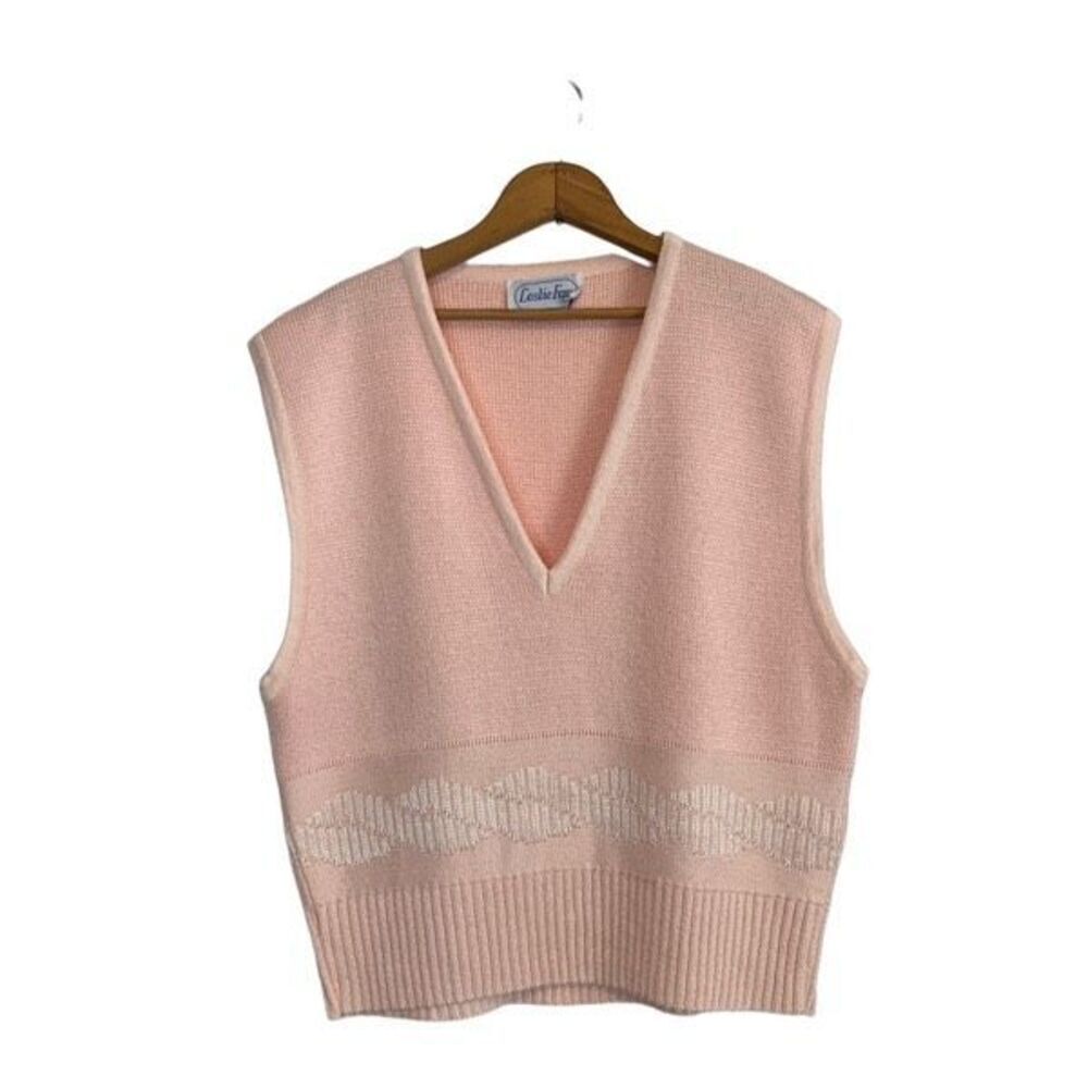 Leslie Fay pink vintage sweater vest